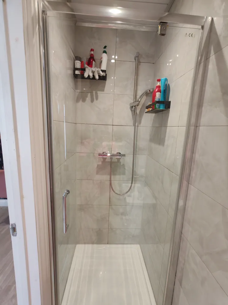 Private shower in the MILURituals studio in Luton