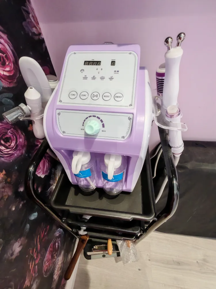 MILURituals treatment machine in their studio in Luton